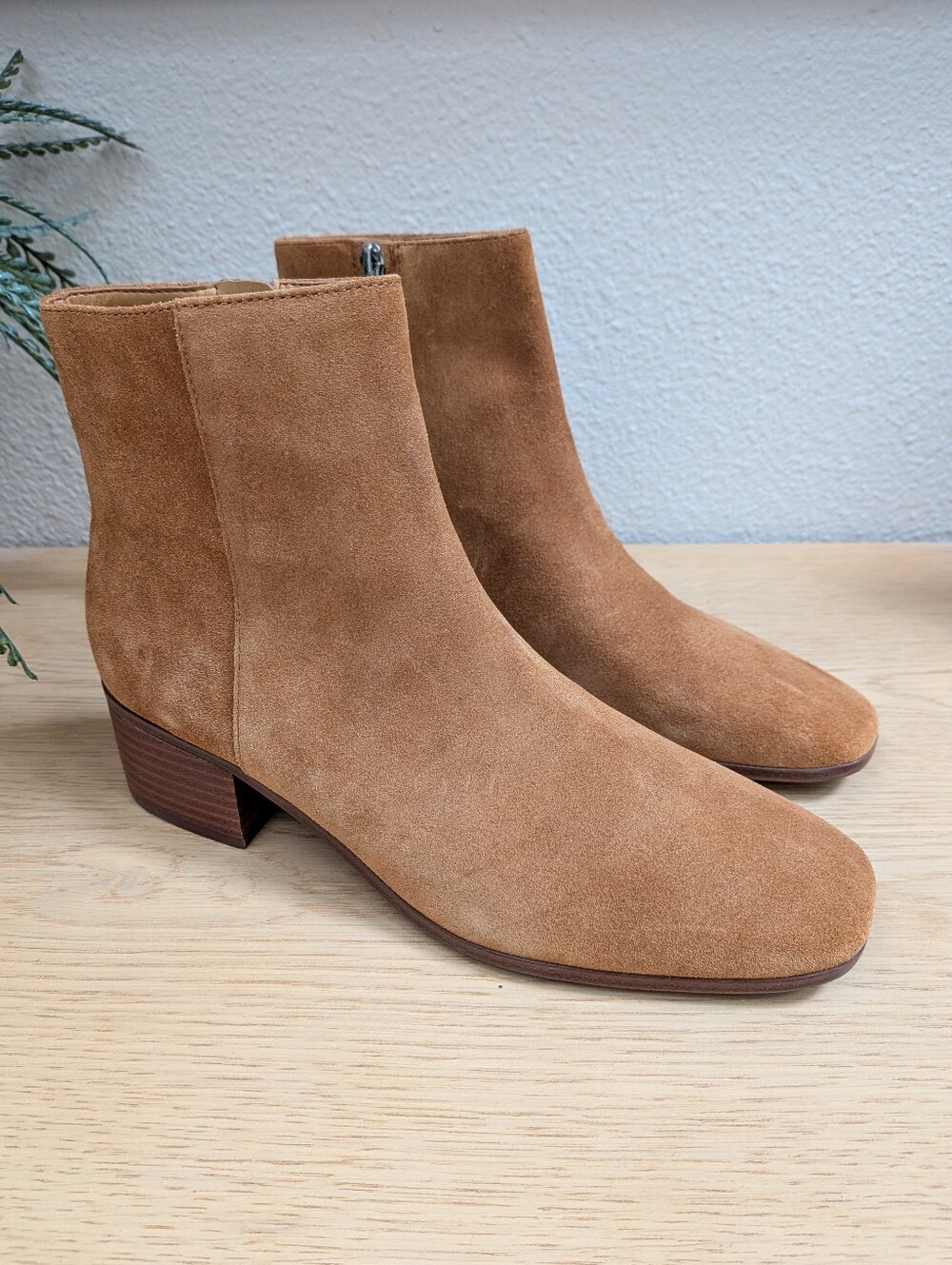 Nine West Cabra Brown Suede Leather Square Toe Classic Ankle Zip Booties Size 7